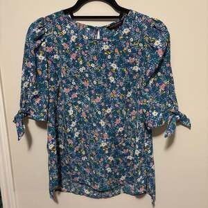 Banana Republic Women’s Floral Top